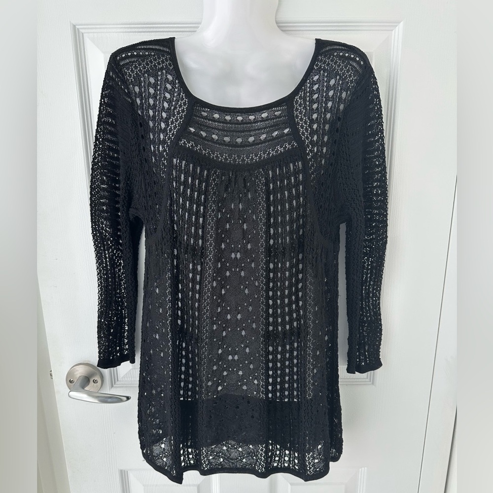 BCBGMaxAzria Black Open Knit Crochet 90s Style Long Sleeve Sweater Top Medium